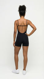 Macaquinho Preto Básico